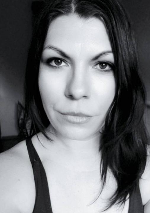 Webcam chat profile for VixenVibe