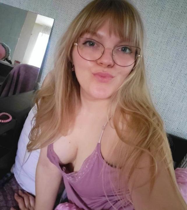 Webcam chat profile for RinaFlame: Outfits