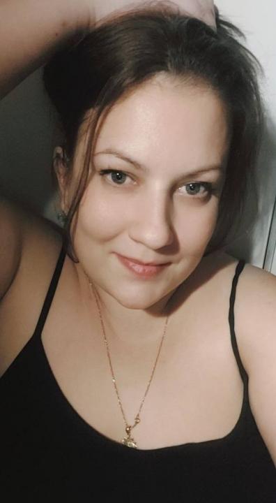 Webcam chat profile for DarkHoney