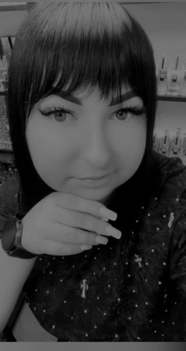 Webcam chat profile for TenderGlow1