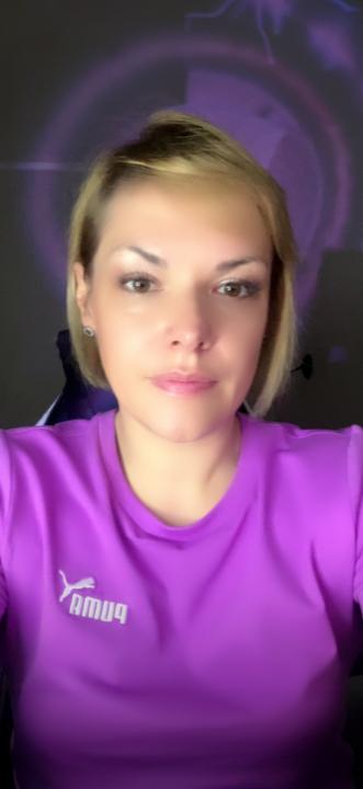 Webcam chat profile for 1ScarletWhisper: Fitness