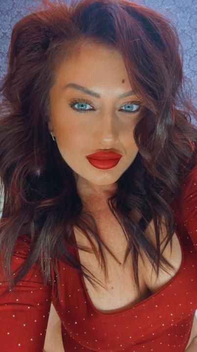 Webcam chat profile for MeghanFever: Leather
