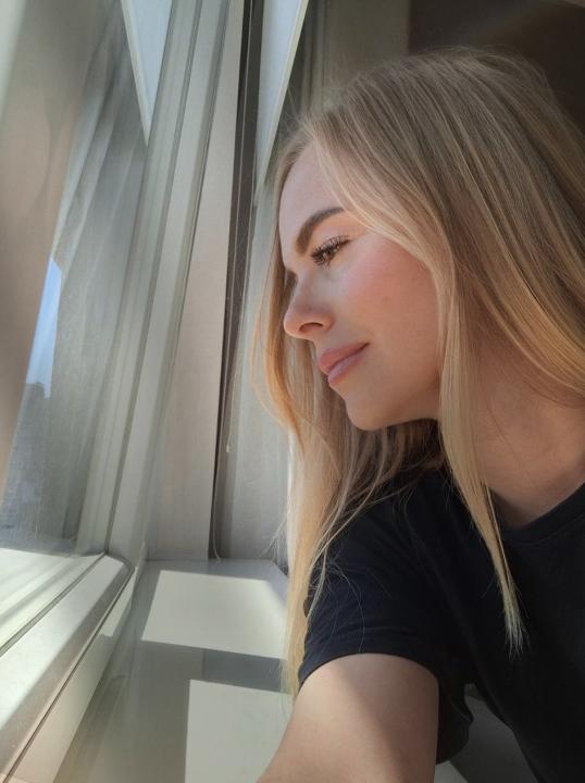 Webcam chat profile for TaliaNa: Ask about my Hobbies