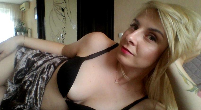 Webcam chat profile for MysteriousSoul: Outfits