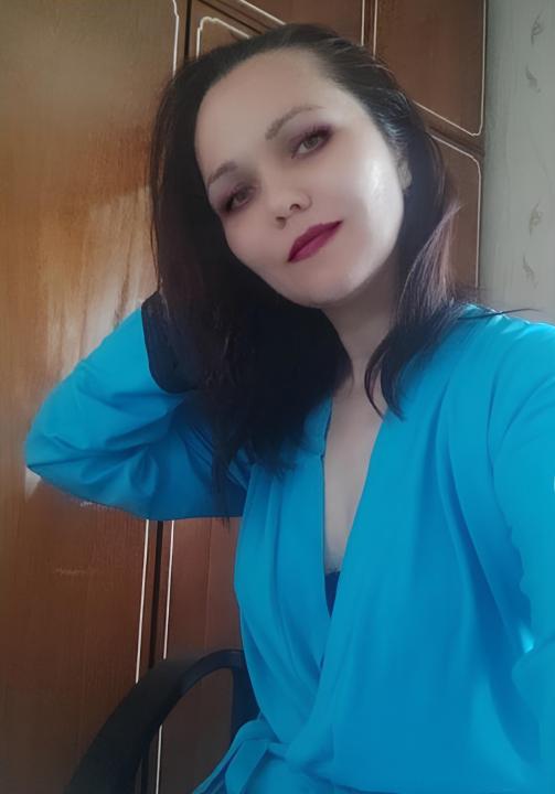 Webcam chat profile for LivVia: Dancing