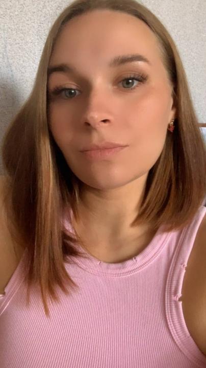 Webcam chat profile for Margo31