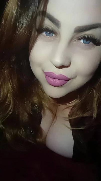 Webcam chat profile for MadisonN: Ask about my Hobbies