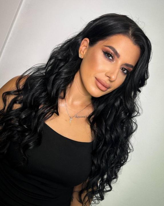 Webcam chat profile for 1MissWorldd