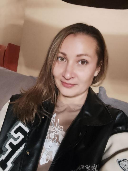 Webcam chat profile for Yulia333: Bondage & discipline