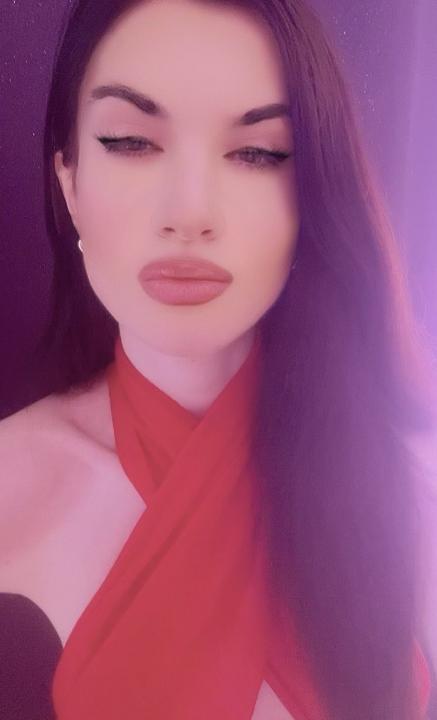 Webcam chat profile for AlisaSecrtAgent: Leather