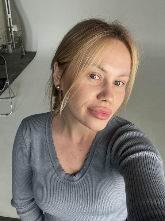 Webcam chat profile for RowanA: Ask about my Hobbies