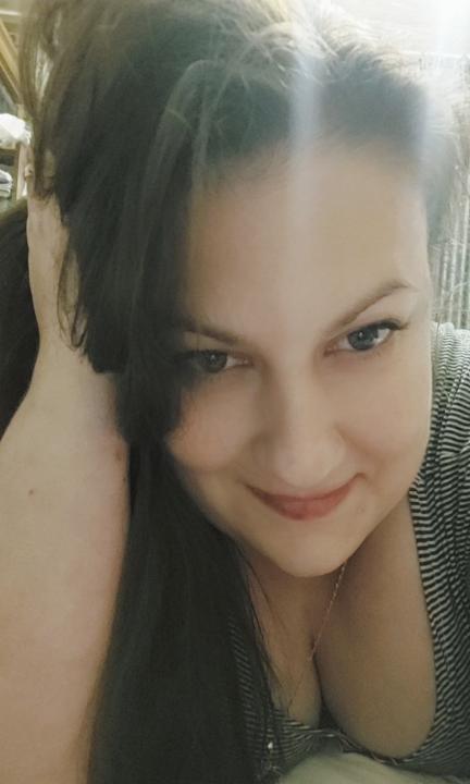 Webcam chat profile for DarkHoney