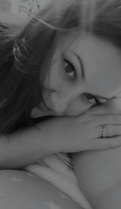 Webcam chat profile for DarkHoney