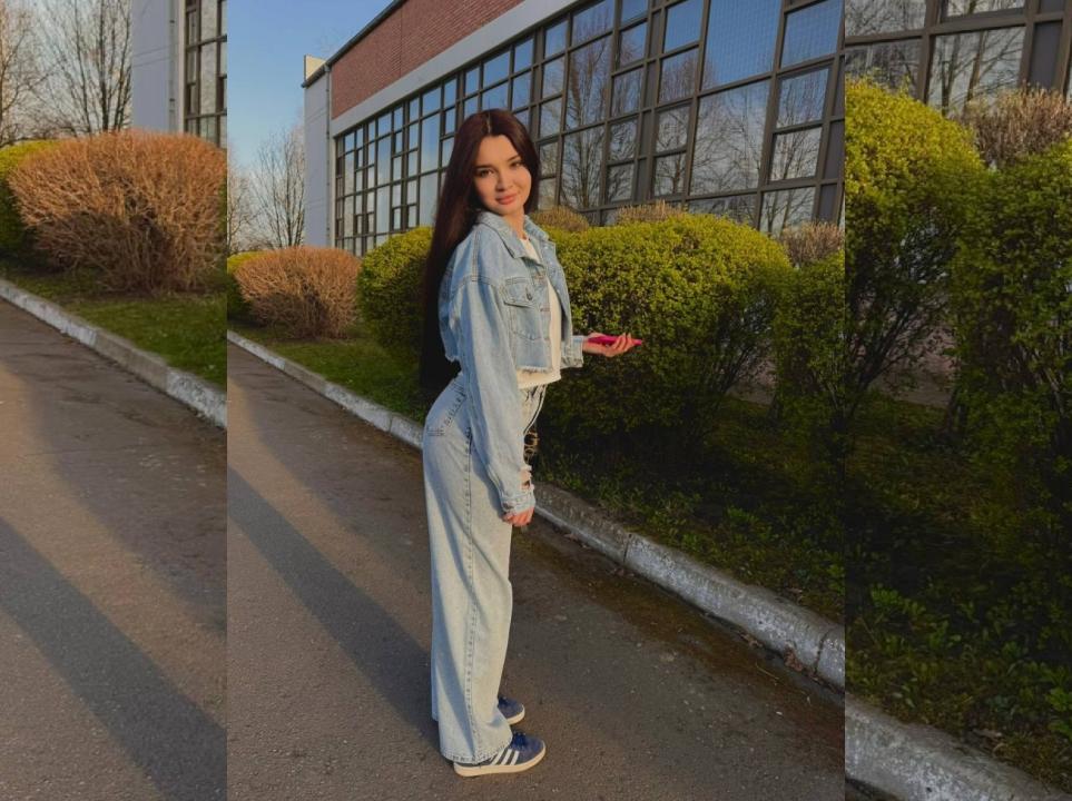 Webcam chat profile for Bettyy: Outfits