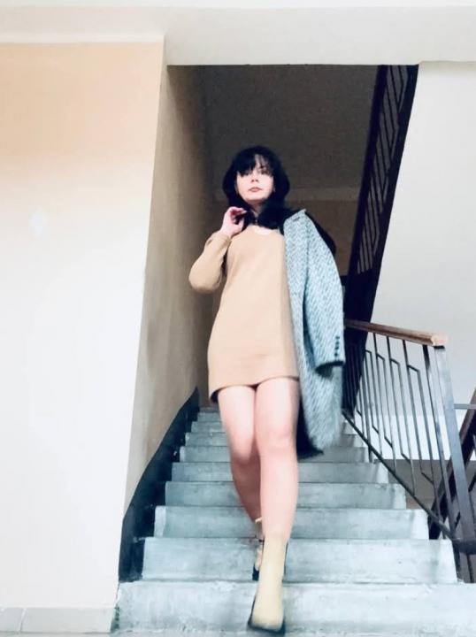 Webcam chat profile for Luvly: Ask about my Hobbies