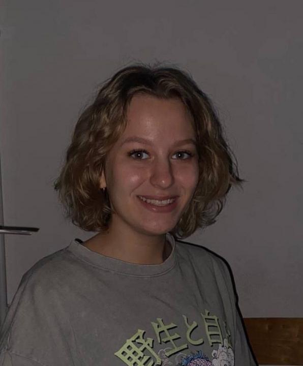 Webcam chat profile for SweetGirl128: Photography