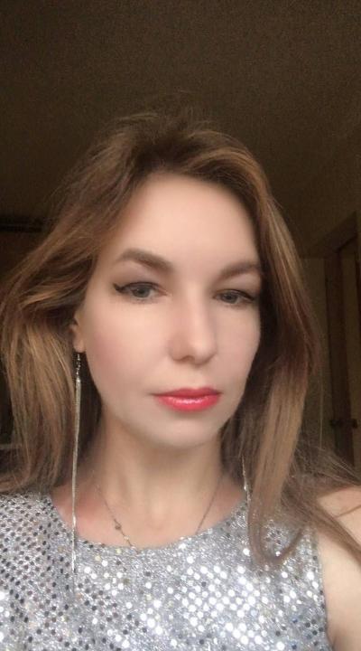 Webcam chat profile for AshleySwon7581