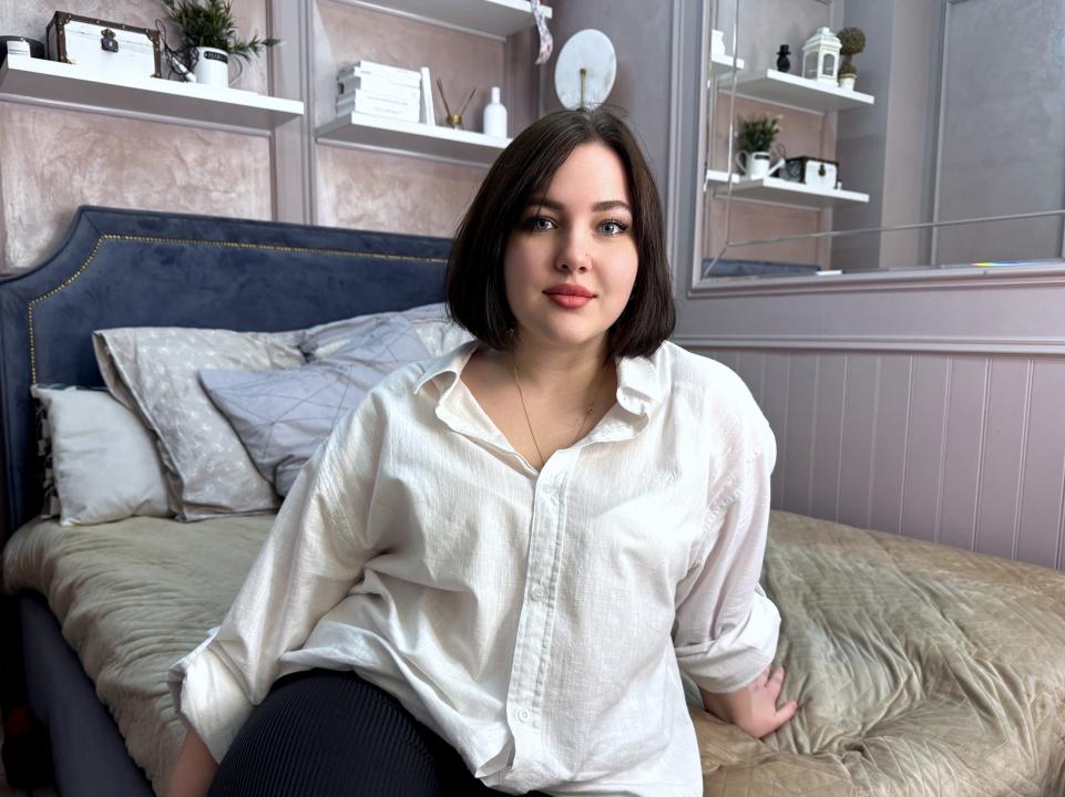 Webcam chat profile for JessT34: Lingerie & stockings