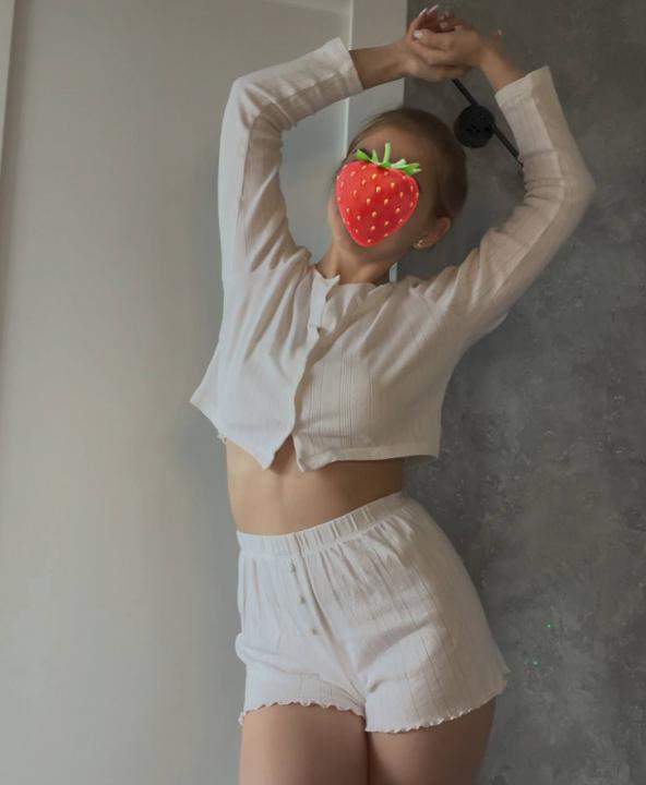 Webcam chat profile for MelaniSoul: Outfits