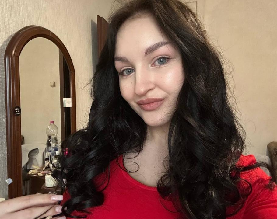 Webcam chat profile for EmilySay: Leather