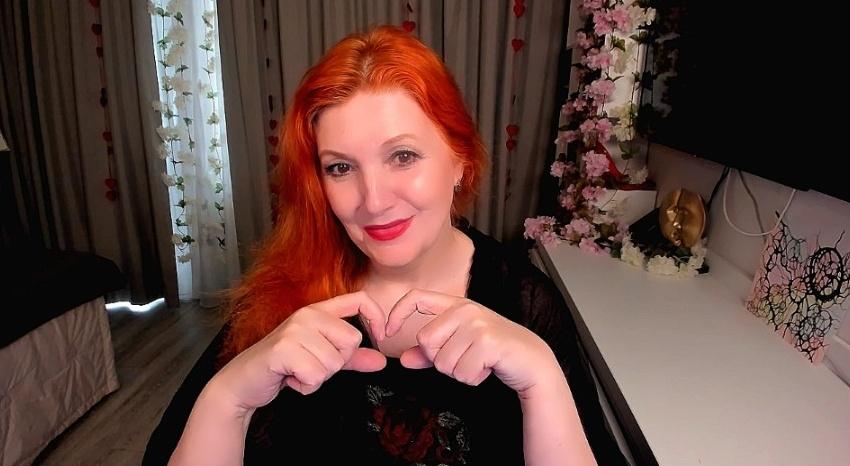 Webcam chat profile for AlmazFireFoxOne: Kissing
