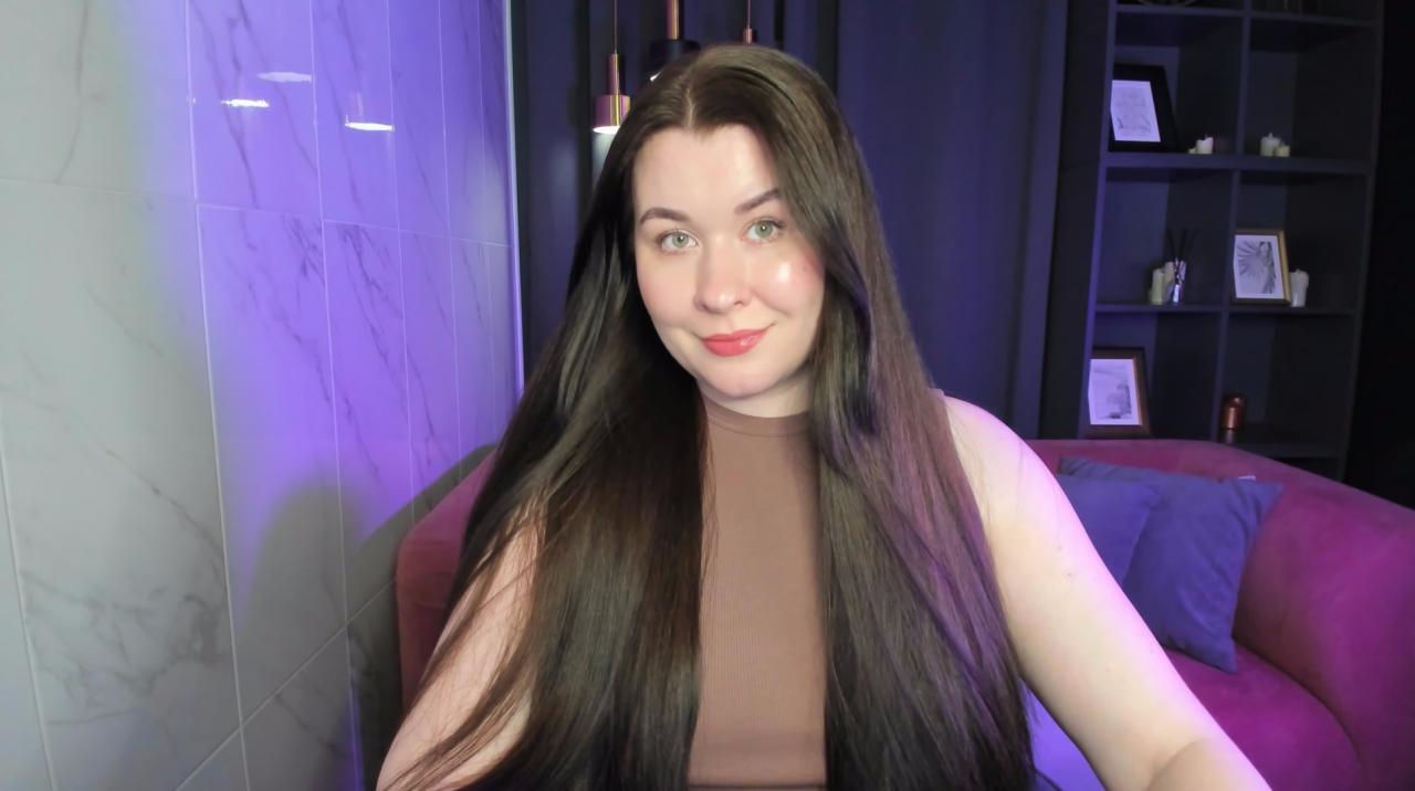 Webcam chat profile for ShedarPretty: Legs, feet & shoes