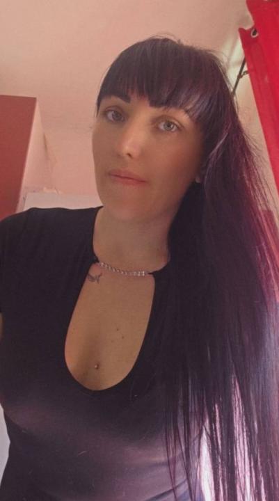 Webcam chat profile for Lerra: Sports