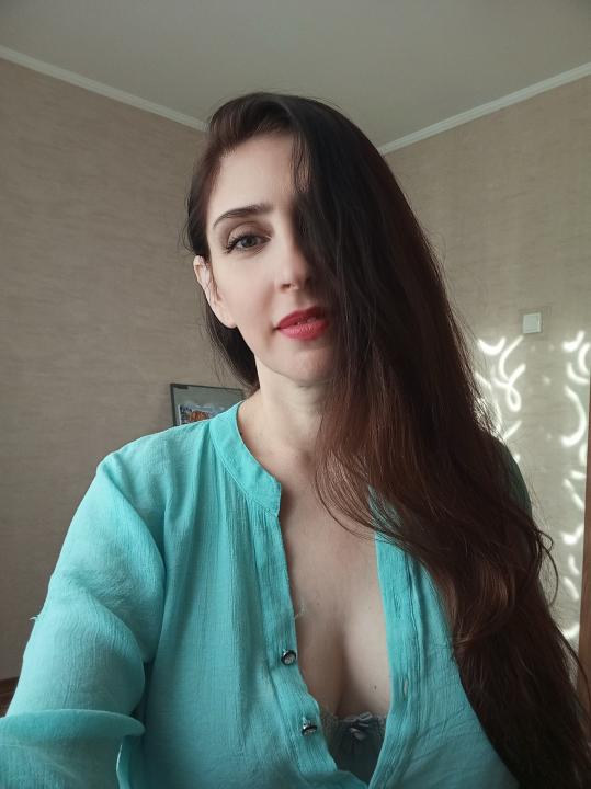 Webcam chat profile for RaisyKissy: Outfits