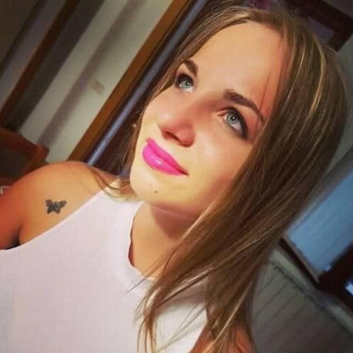 Webcam chat profile for LLusia: Ask about my Hobbies