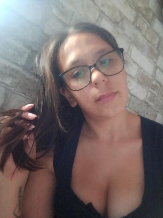 Webcam chat profile for LovelyFix: Ask about my other interests