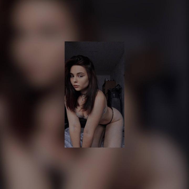 Webcam chat profile for HotQueen: Bondage & discipline