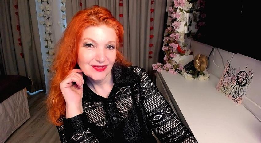 Webcam chat profile for AlmazFireFoxOne: Kissing