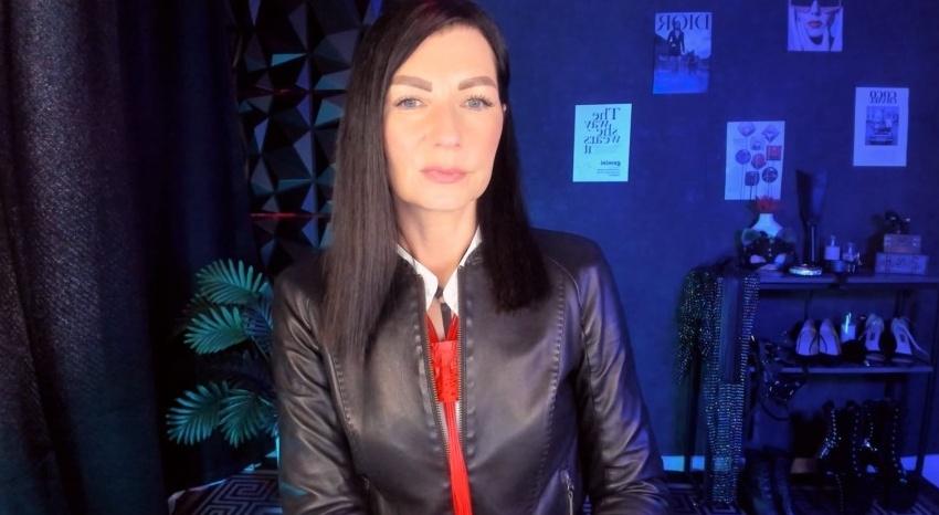 Webcam chat profile for MonicaCheerful: Dominatrix