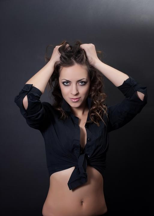 Webcam chat profile for Maryline: Outfits