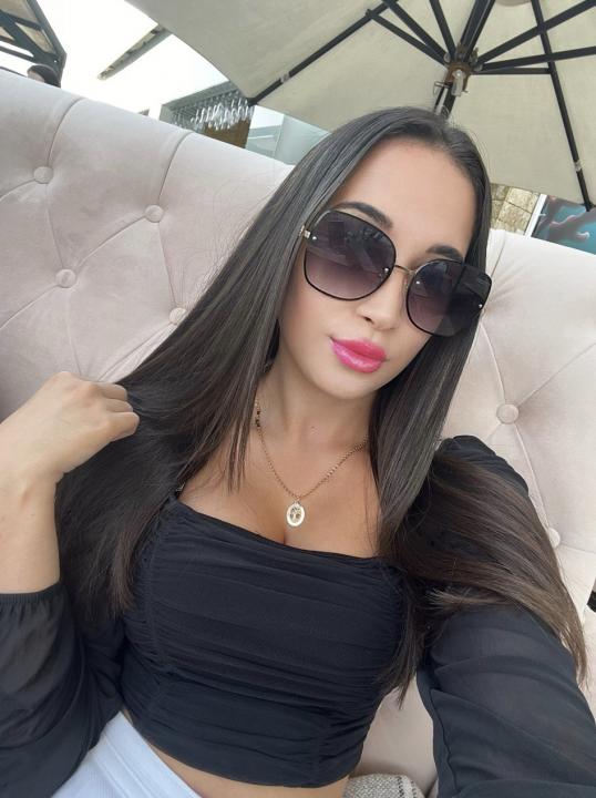 Webcam chat profile for MissAnoliya