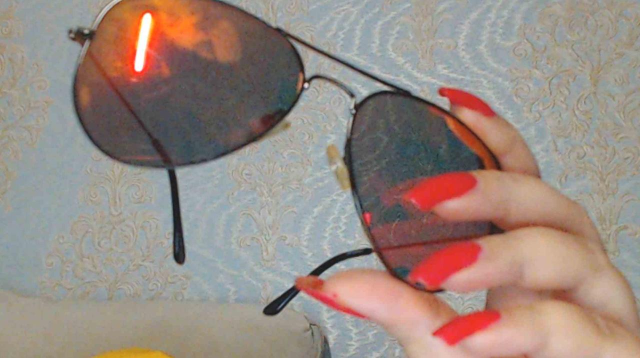 Webcam chat profile for LuckyLilu: Legs, feet & shoes