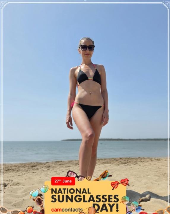 Webcam chat profile for ScullyDana: Legs, feet & shoes