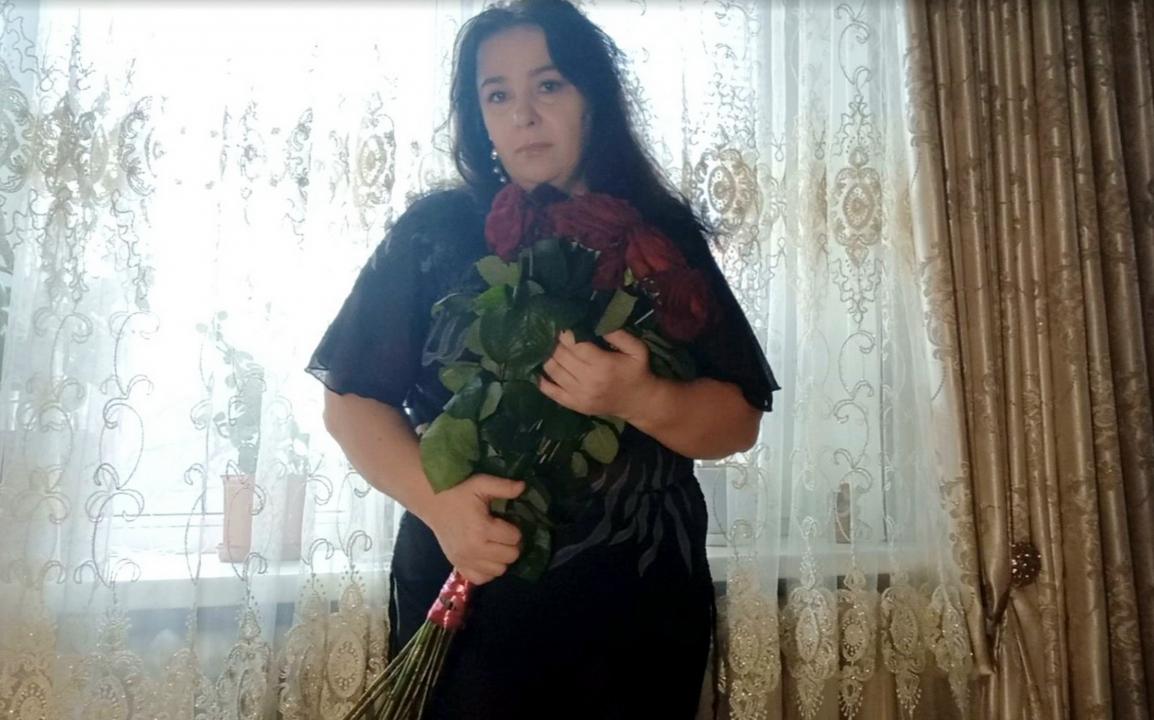 Webcam chat profile for 1CharmingLady: Music