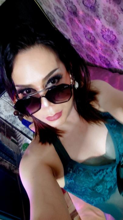 Webcam chat profile for MilesMiller: Bondage & discipline