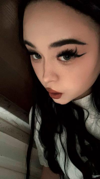 Webcam chat profile for BabyyCheril: Ask about my other interests