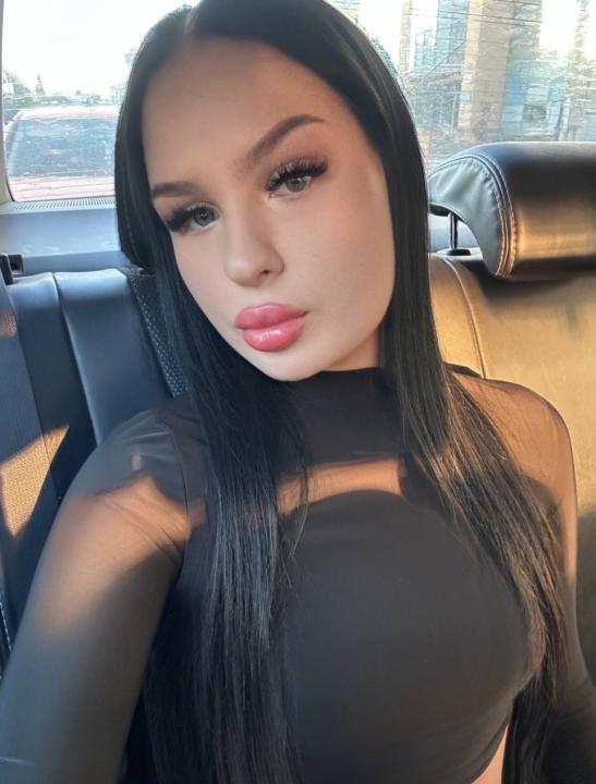 Webcam chat profile for SabinnA: Ask about my Hobbies