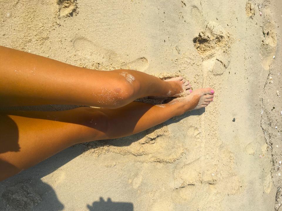 Webcam chat profile for DarkxAngel: Legs, feet & shoes