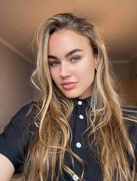 Webcam chat profile for xSweetMaryyx: Ask about my other activities