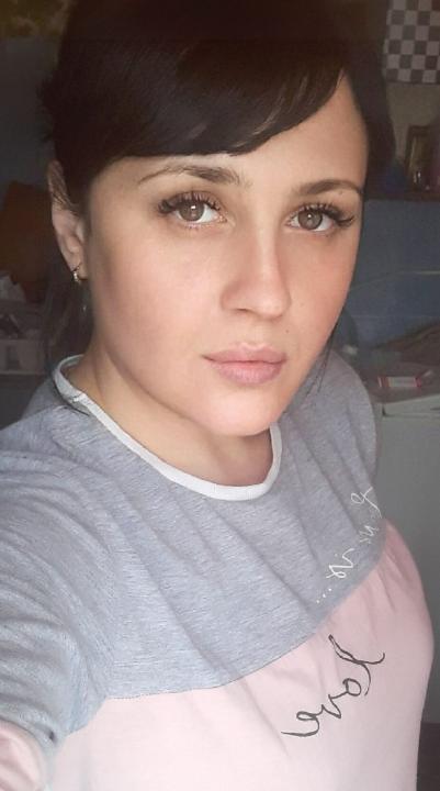 Webcam chat profile for FoxyJade: Outfits