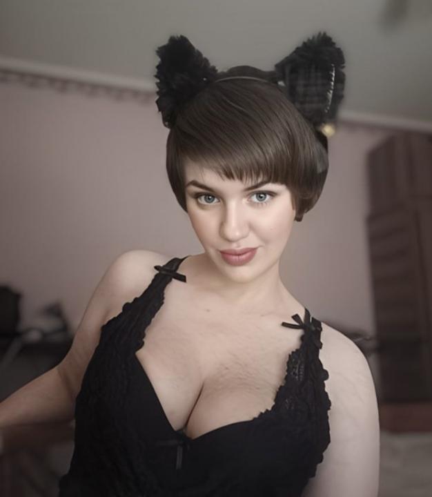 Webcam chat profile for MoonlitSiren