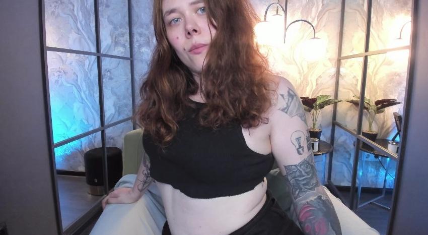 Webcam chat profile for SophiePure: Bondage & discipline
