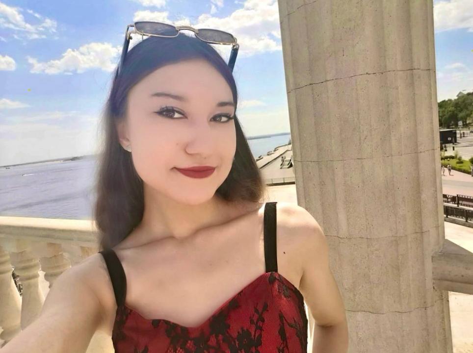 Webcam chat profile for LauraRay: Outfits