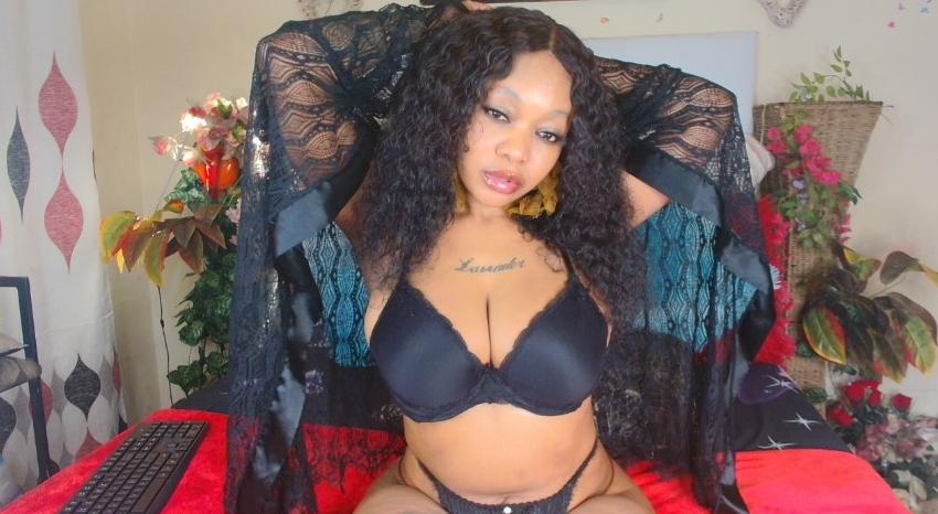 Webcam chat profile for Lavenderxxx