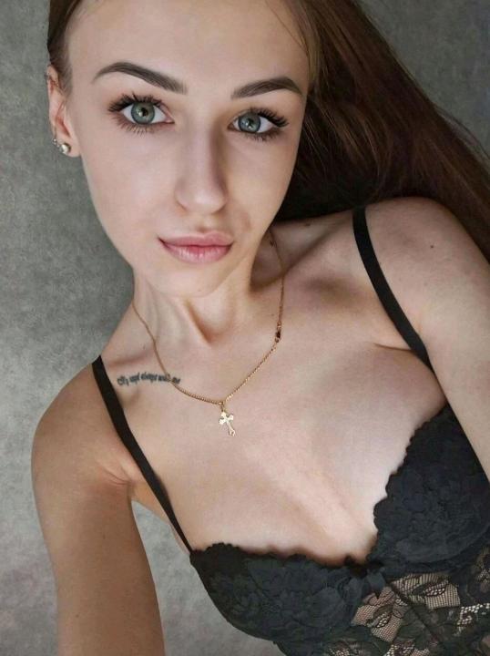 Webcam chat profile for Beatrice: Cooking