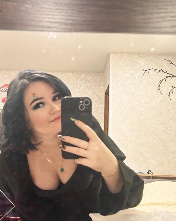 Webcam chat profile for AngelBerry: Ask about my Hobbies